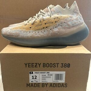 Yeezy Boost 380 in Pepper, Size 12. Gently Used, Like New